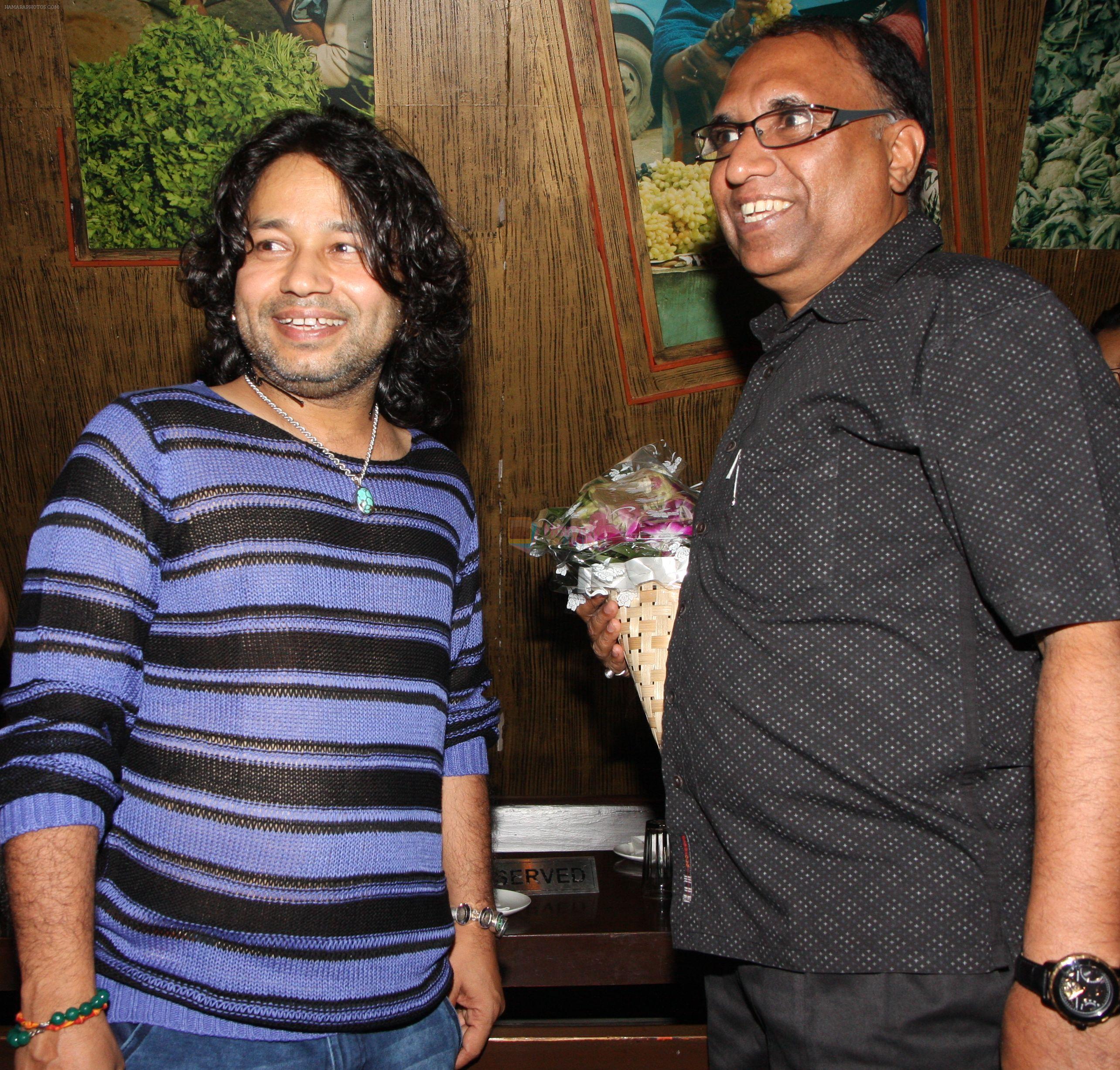 Kailash Kher with PRO Harish Sharma at Kailash Kher's Birthday Party in Masala Mantar, Mumbai on 9th July 2012