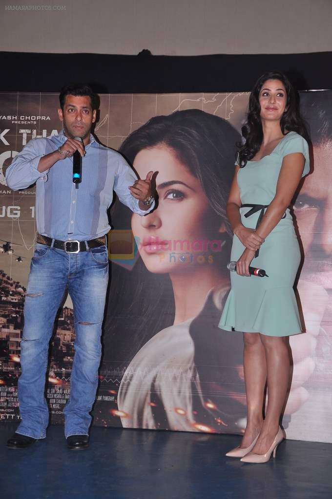 Salman Khan, Katrina Kaif at Ek Tha Tiger song first look in Mumbai on 12th July 2012
