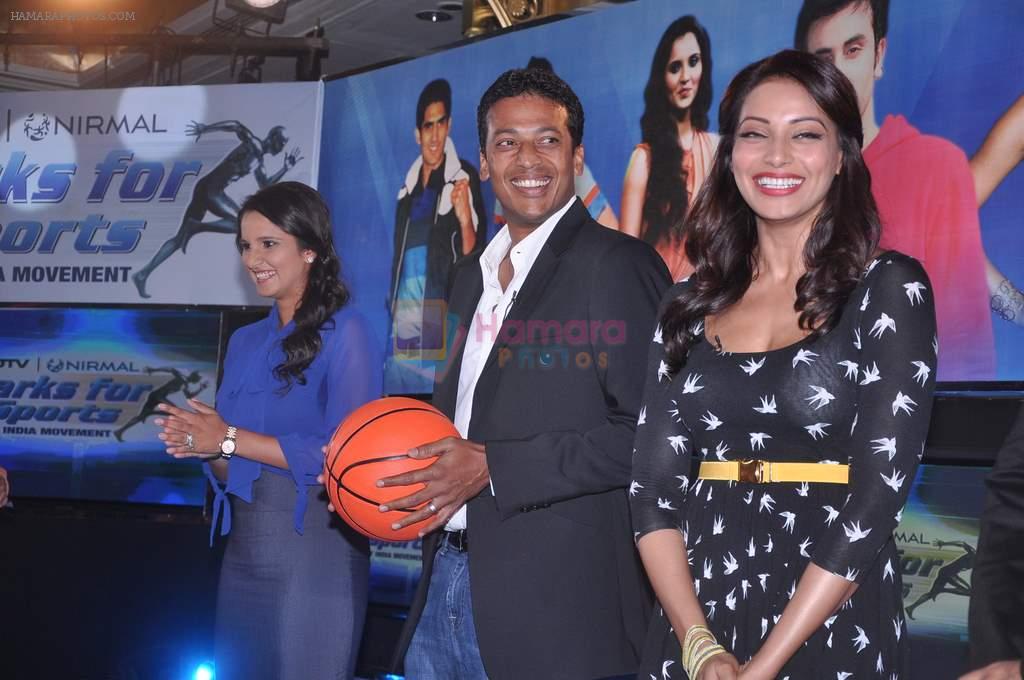 Sania Mirza, Mahesh Bhupathi, Bipasha Basu at NDTV Marks for Sports event in Mumbai on 13th July 2012