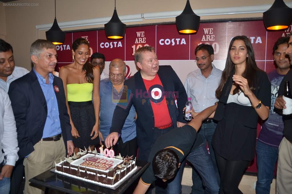 Lisa Haydon at Costa's 100 cafe launch in Bandra, Mumbai  on 14th July 2012
