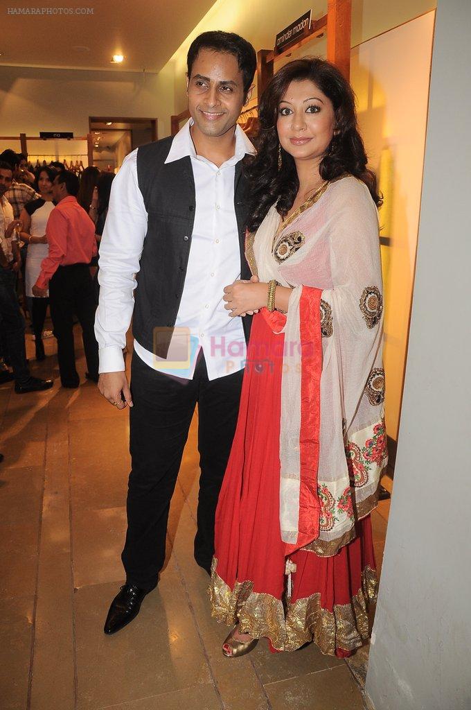 Ravee Gupta at Aminder Madaan & Rishika Agarwala preview in Fuel Store, Mumbai on 23rd July 2012