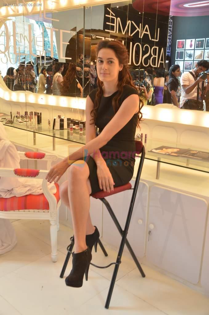 Amrit Maghera gets a new look by Cory Walia at Lakme Absolute event  on 3rd Aug 2012