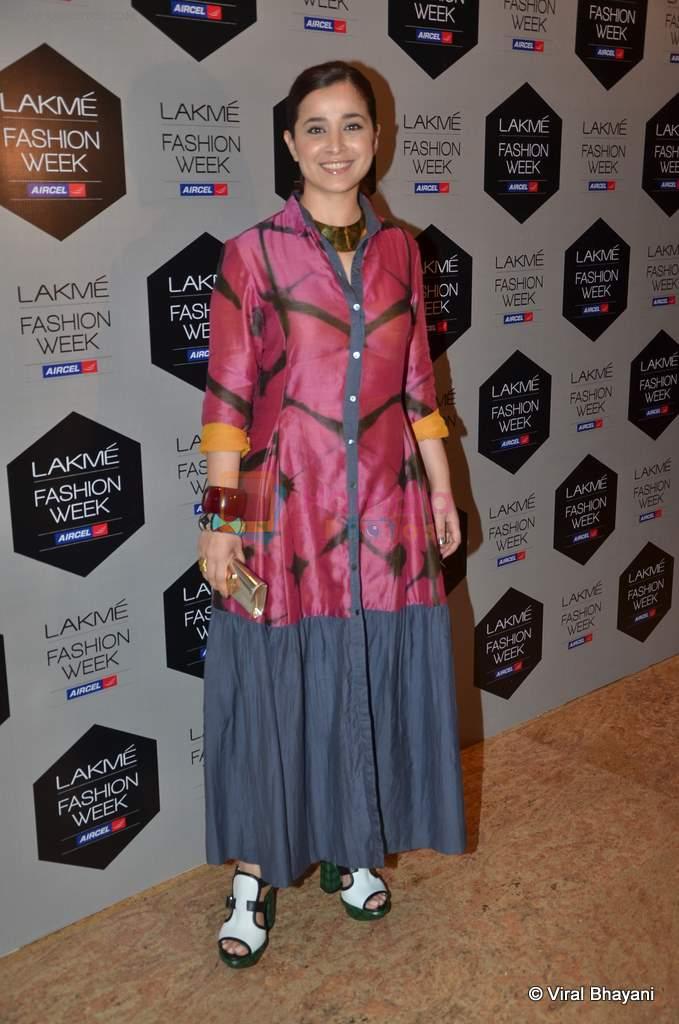 Simone Singh at Wendell Rodericks show at Lakme Fashion Week Day 2 on 4th Aug 2012