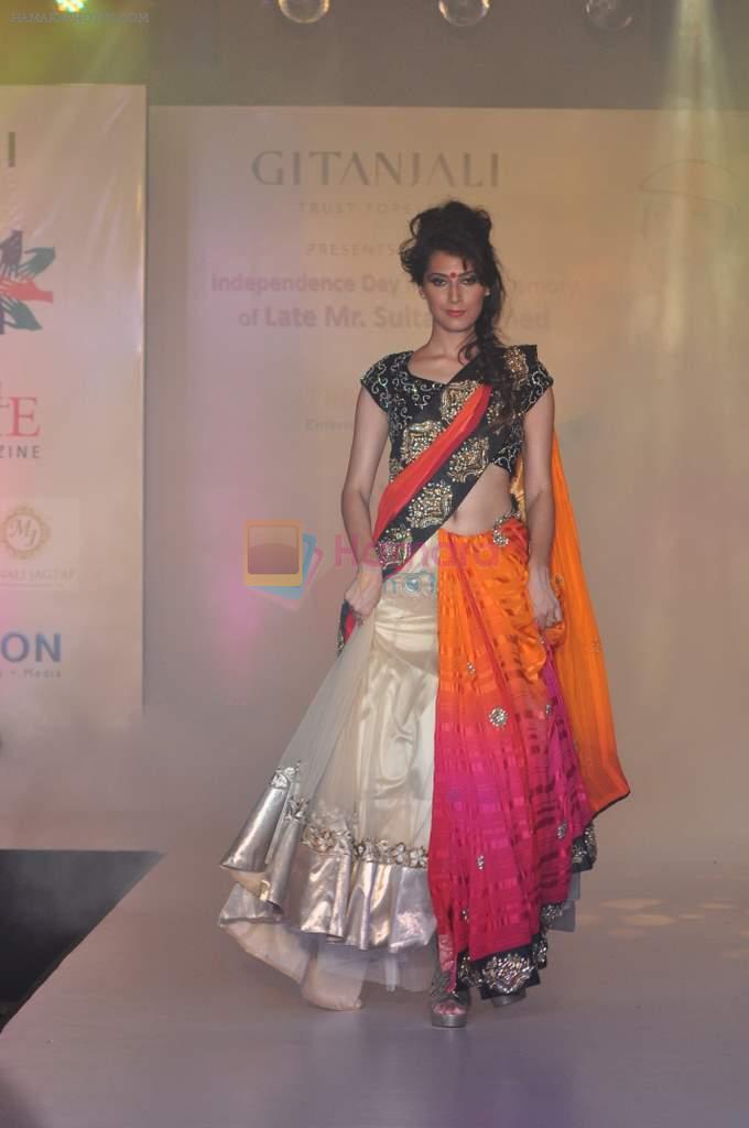 Model walks for Manali Jagtap Show at Global Magazine- Sultan Ahmed tribute fashion show on 15th Aug 2012