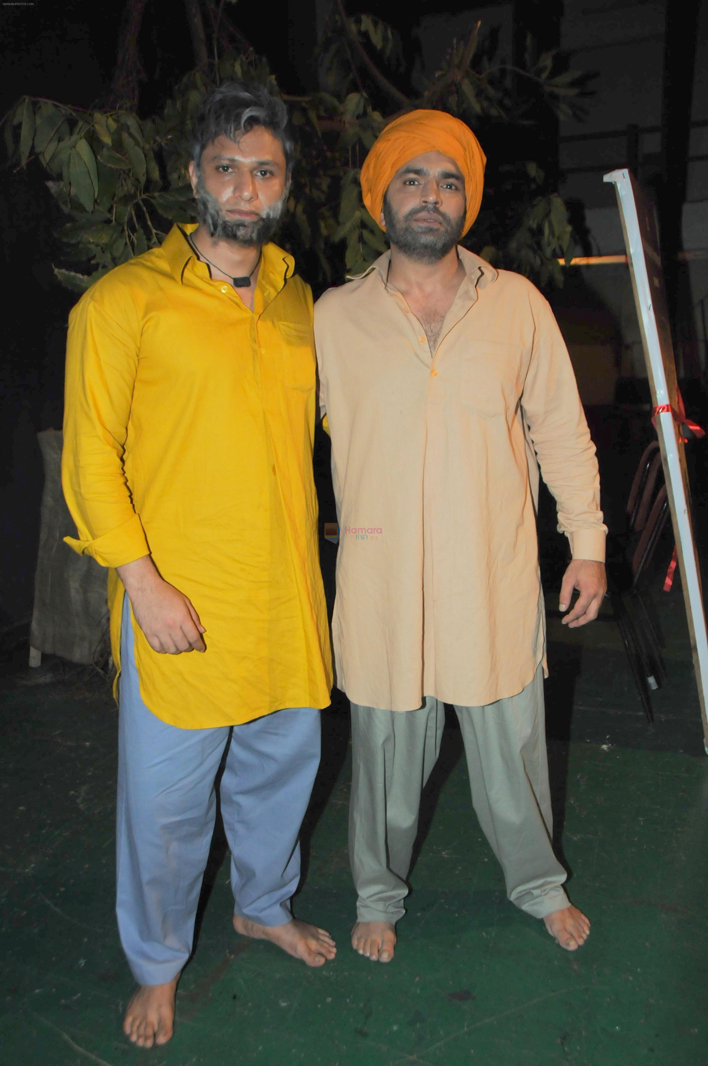 Raja Chaudhary  with Sufzal Saleem in a play in and as sardar Manto's toba tek singh 
