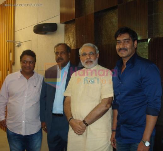 Ajay Devgn hosts Historic Google Hangout session for Shri Narendra Modi in Ahmedabad on 31st Aug 2012