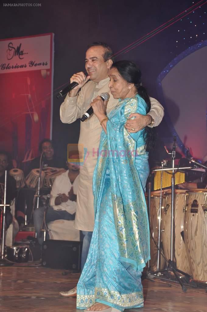 Asha Bhosle, Suresh Wadkar at Asha Bhosle's 80 glorious years celebrations and her film Maii promotions in Mumbai on 5th Sept 2012