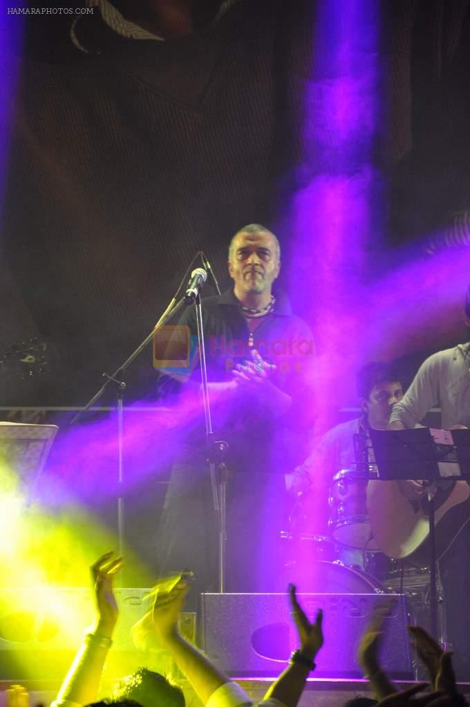 Lucky Ali live at the hard rock cafe on 6th Sept 2012