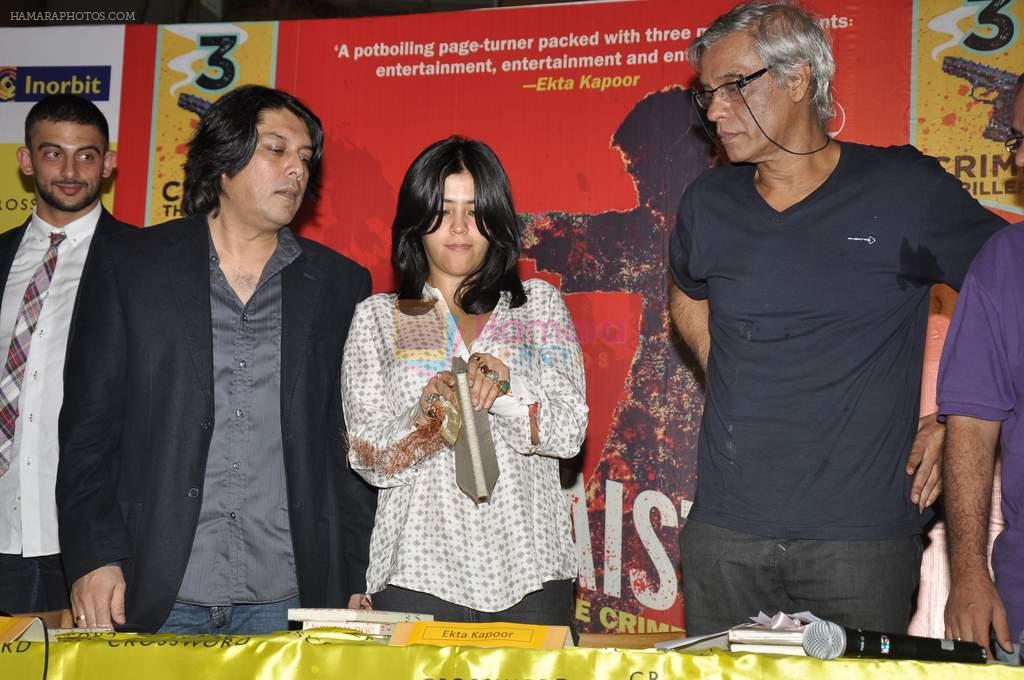 Ekta Kapoor, Sudhir Mishra, Piyush Jha at Piyush Jha's Mumbaistan book in Malad, Mumbai on 6th Sept 2012