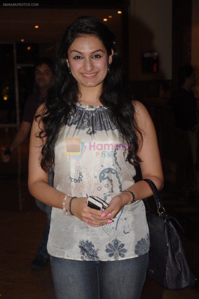 Akriti Kakkar at live concert honey singh on 8th Sept 2012
