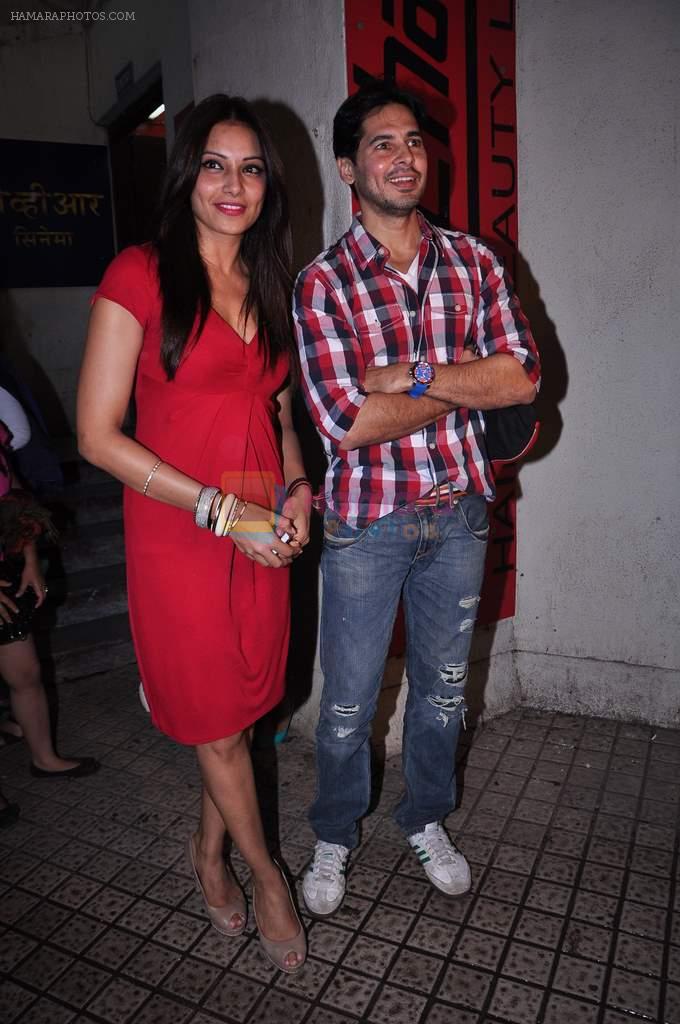 Bipasha Basu and Dino Morea watch Raaz 3 together in PVR, Mumbai on 11th Sept 2012