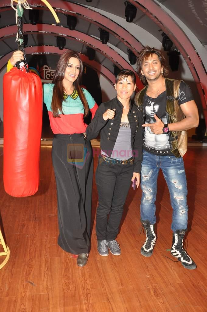Sonali Bendra, Terrence Lewis, Mary Kom On the sets of Hindustan Ke Hunarbaaz show on 11th Sept 2012