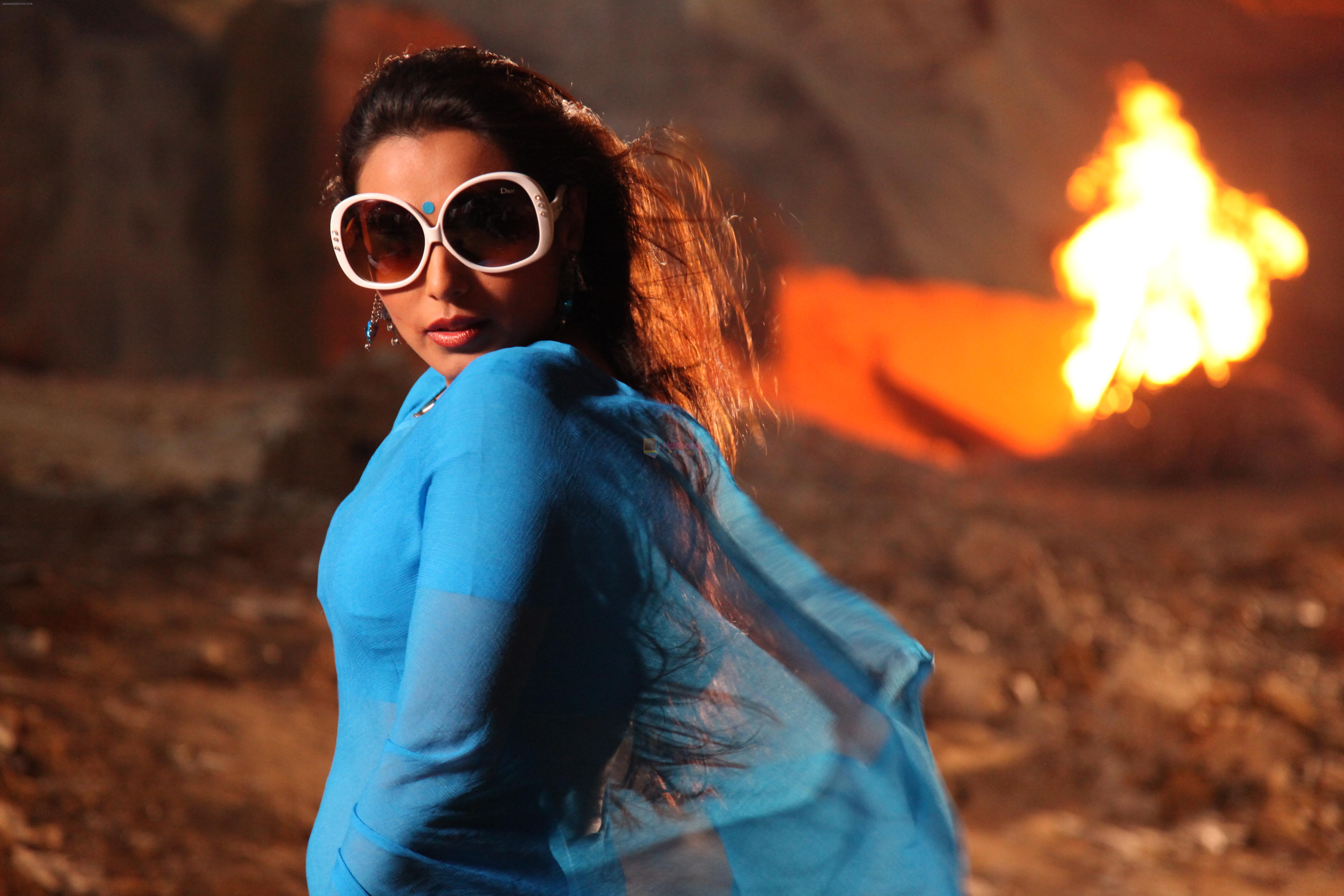 Rani Mukherjee in the still from movie Aiyyaa