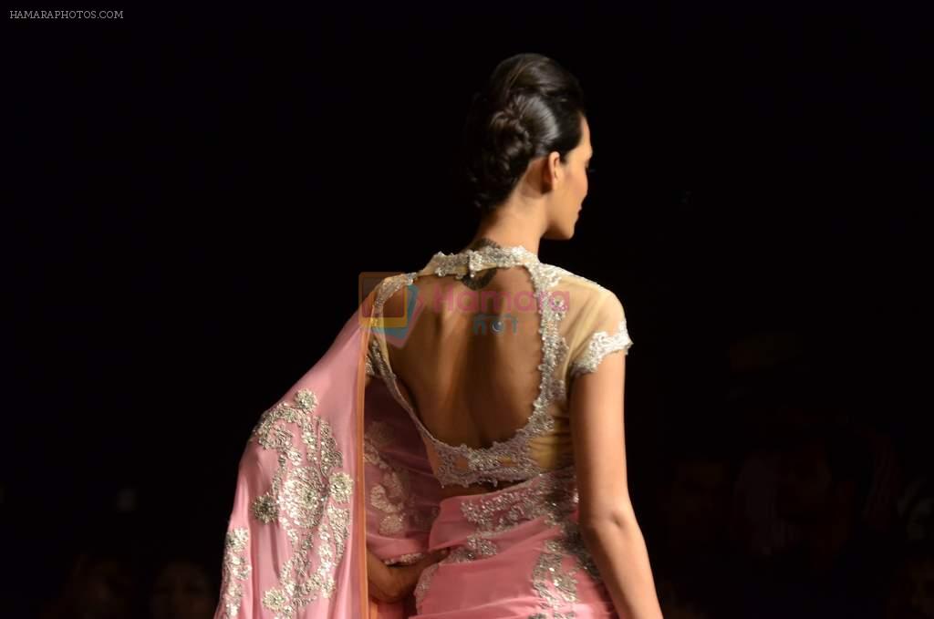 Model walk the ramp for Pallavi Jaikishan show at Aamby Valley India Bridal Fashion Week 2012 Day 5 in Mumbai on 16th Sept 2012
