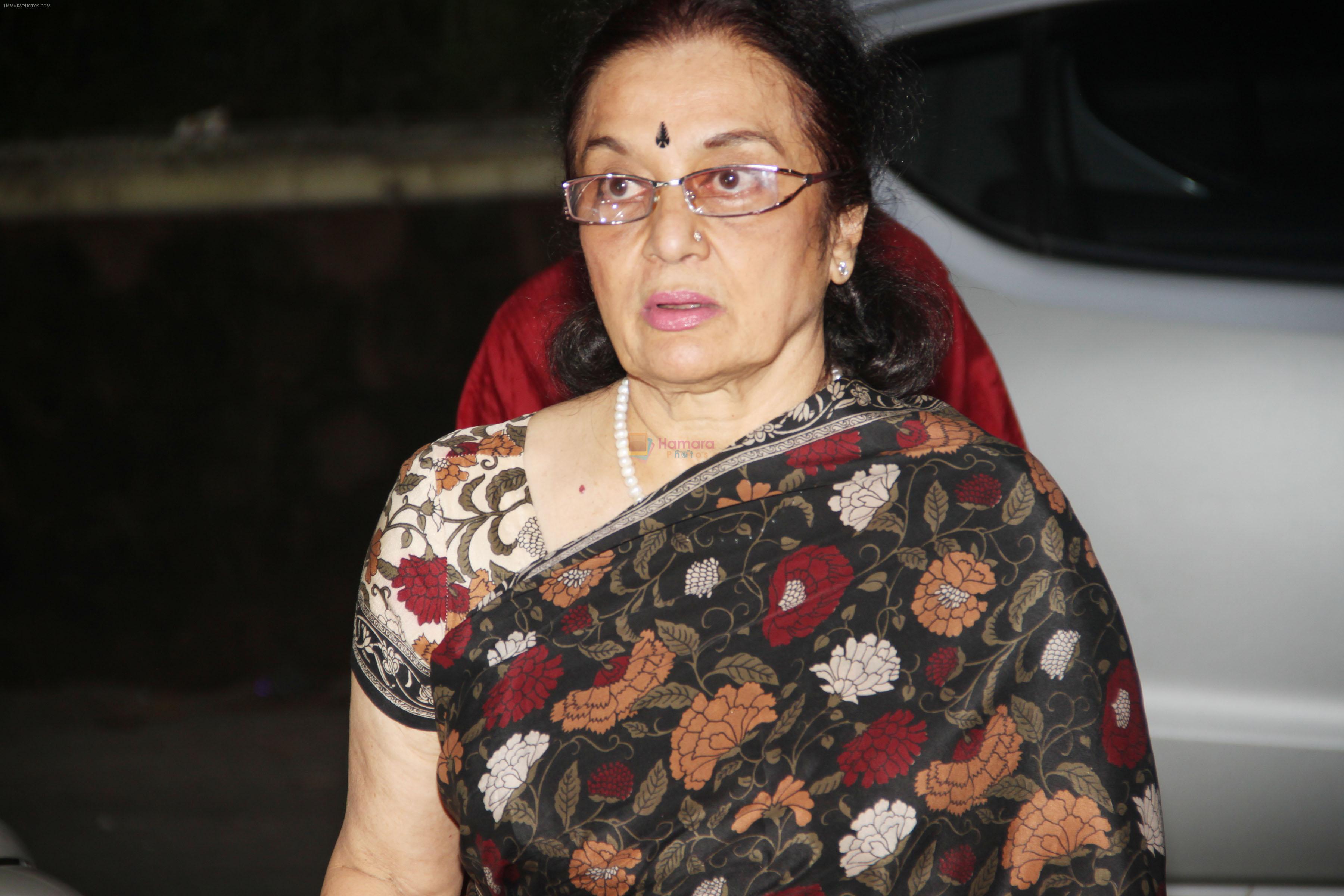 Asha Parekh AT HEROINE SPECIAL SCREENING AT KETNAV MUMBAI ON 18TH Sept 2012