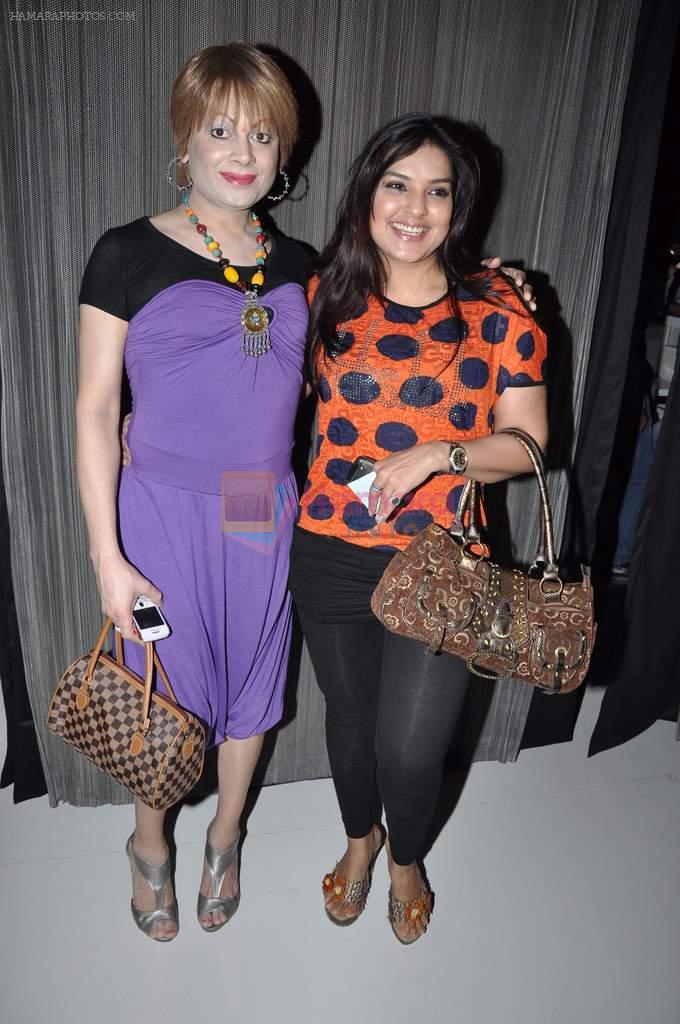 Bobby Darling at Miro Lounge launch in Oshiwara on 22nd Sept 2012