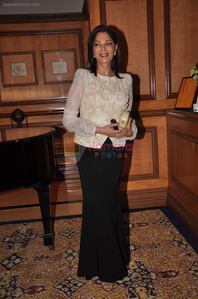 Simi Garewal at Shobha De's felicitation by Veuve Clicquot on 5th Oct 2012