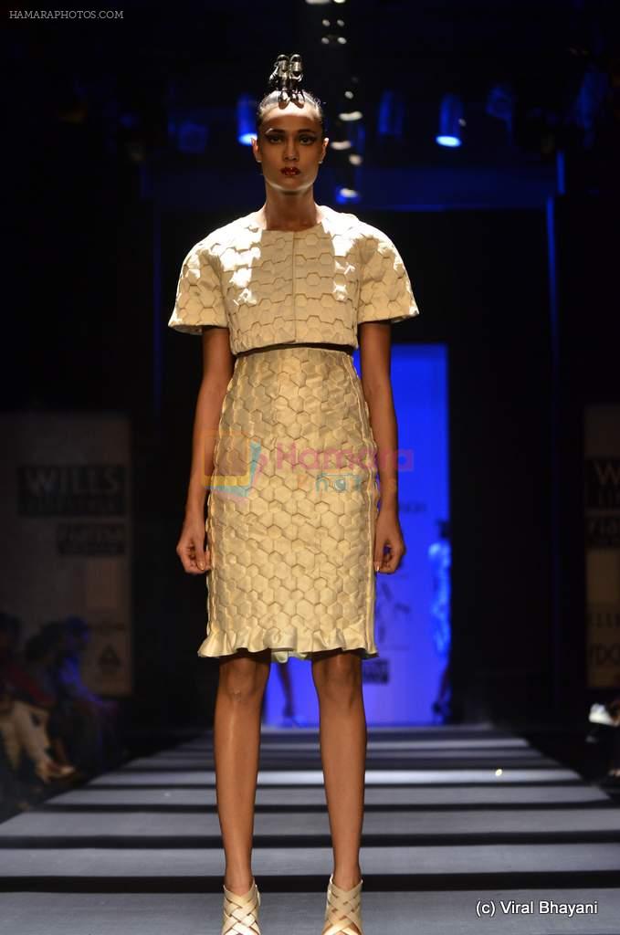 Model walk the ramp for Rajesh Pratap Singh Show at Wills Lifestyle India Fashion Week 2012 day 2 on 7th Oct 2012