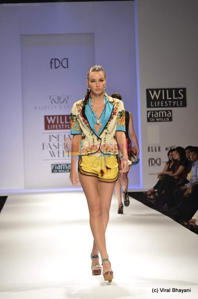 Model walk the ramp for Rajdeep Ranawat Show at Wills Lifestyle India Fashion Week 2012 day 5 on 10th Oct 2012