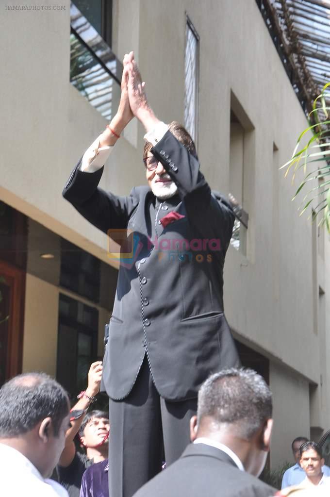 Amitabh Bachchan greets fans on his birthday outside his residence on 11th Oct 2012