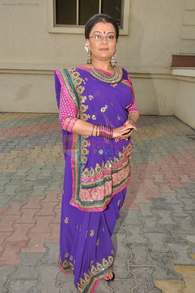 Suchita Trivedi at Star Plus Dandia shoot in Malad, Mumbai on 15th Oct 2012