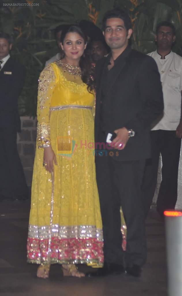 Amrita Arora at Saif Kareena wedding in Taj, Mumbai on 16th Oct 2012