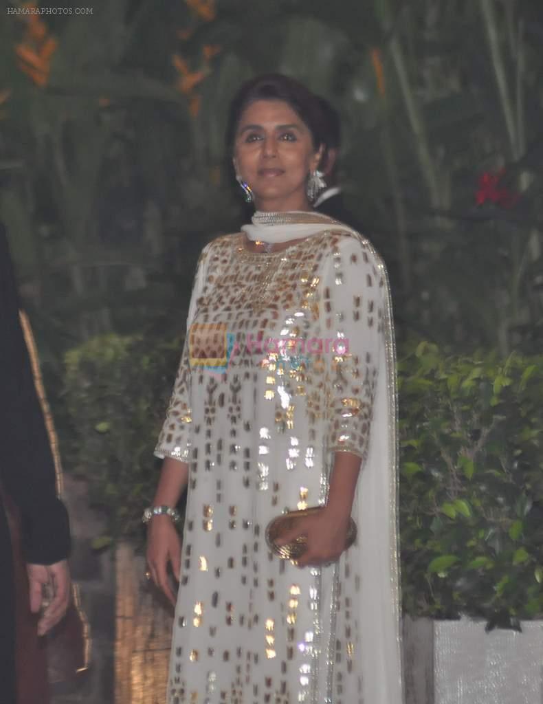 Neetu Singh at Saif Kareena wedding in Taj, Mumbai on 16th Oct 2012