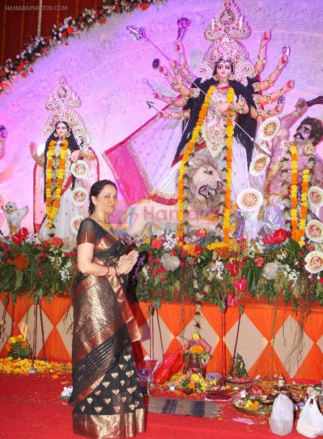 Hema Malini at North Bombay Sarbojanin Durga Puja on 23rd Oct 2012