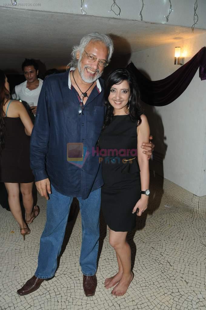 Bob Brambhatt with Amy Billimoria at designer Amy Billimoria's birthday bash in Mumbai on 24th Oct 2012