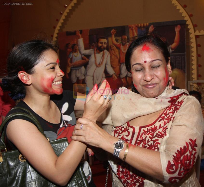 Sumona Charkravarti enjoying the festivities at North Bombay Sarbojanin Durga Puja