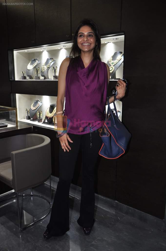 Madhoo Shah at the launch of Begani jewels in Huges Road, Mumbai on 26th Oct 2012
