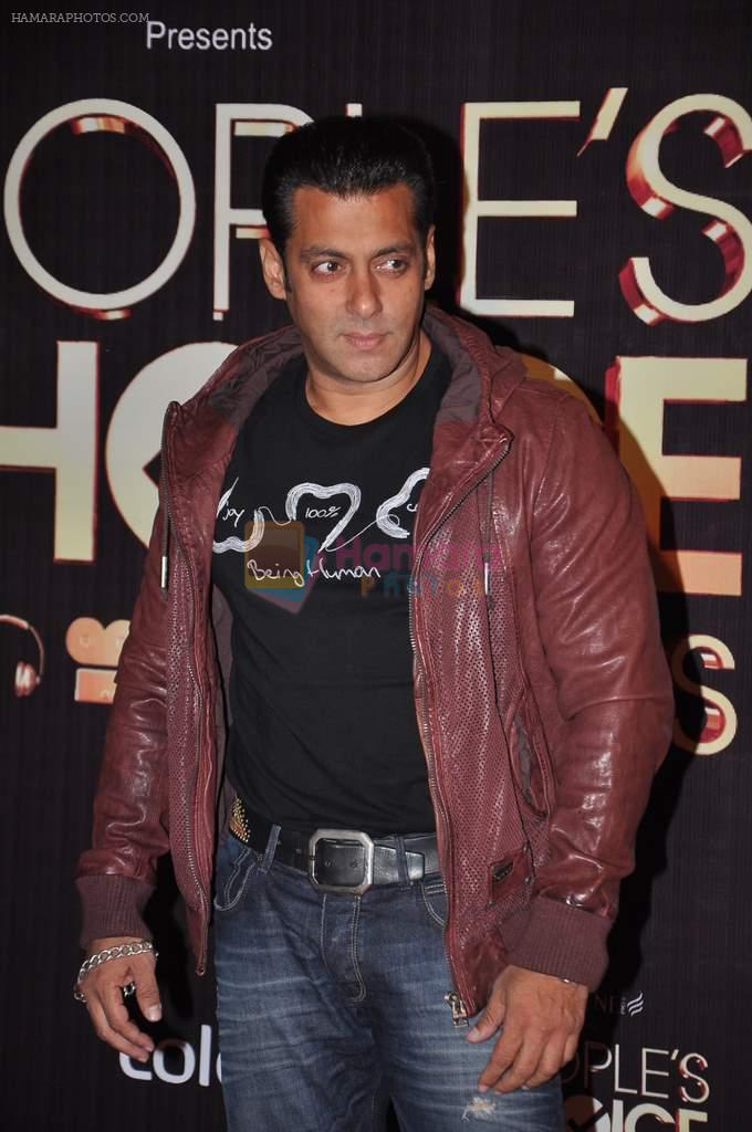 Salman Khan at People's Choice Awards in Mumbai on 27th Oct 2012