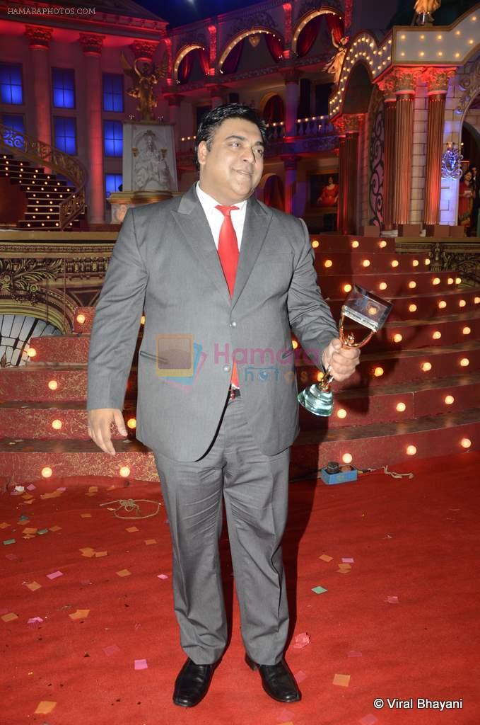 Ram Kapoor at ITA Awards red carpet in Mumbai on 4th Nov 2012