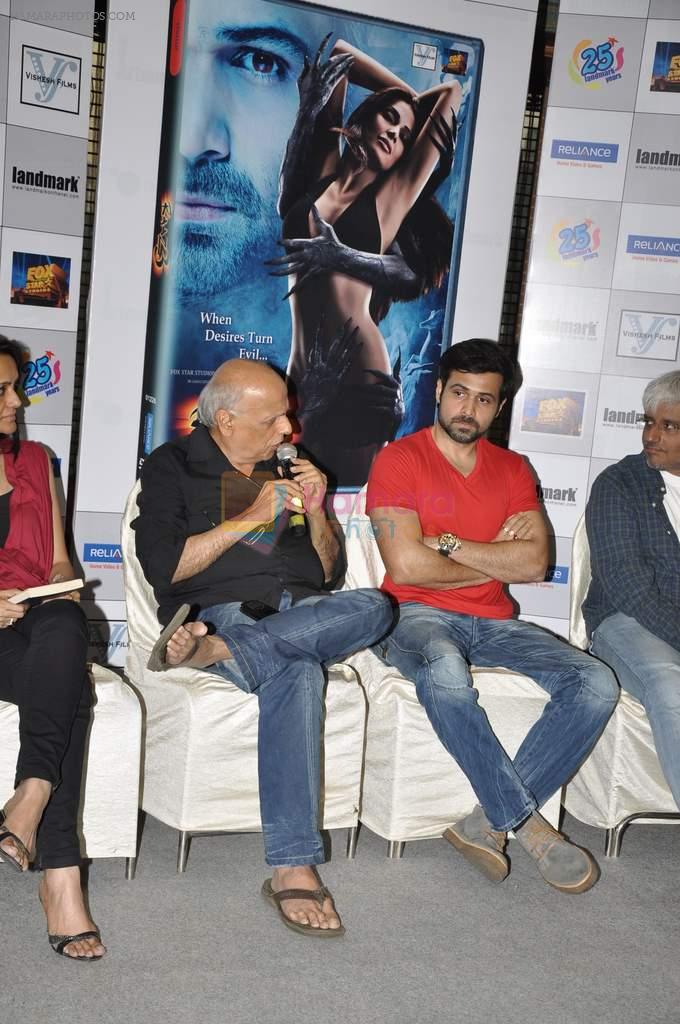 Emraan Hashmi, Mahesh Bhat at Raaz 3 DVD launch in Andheri, Mumbai on 6th Nov 2012