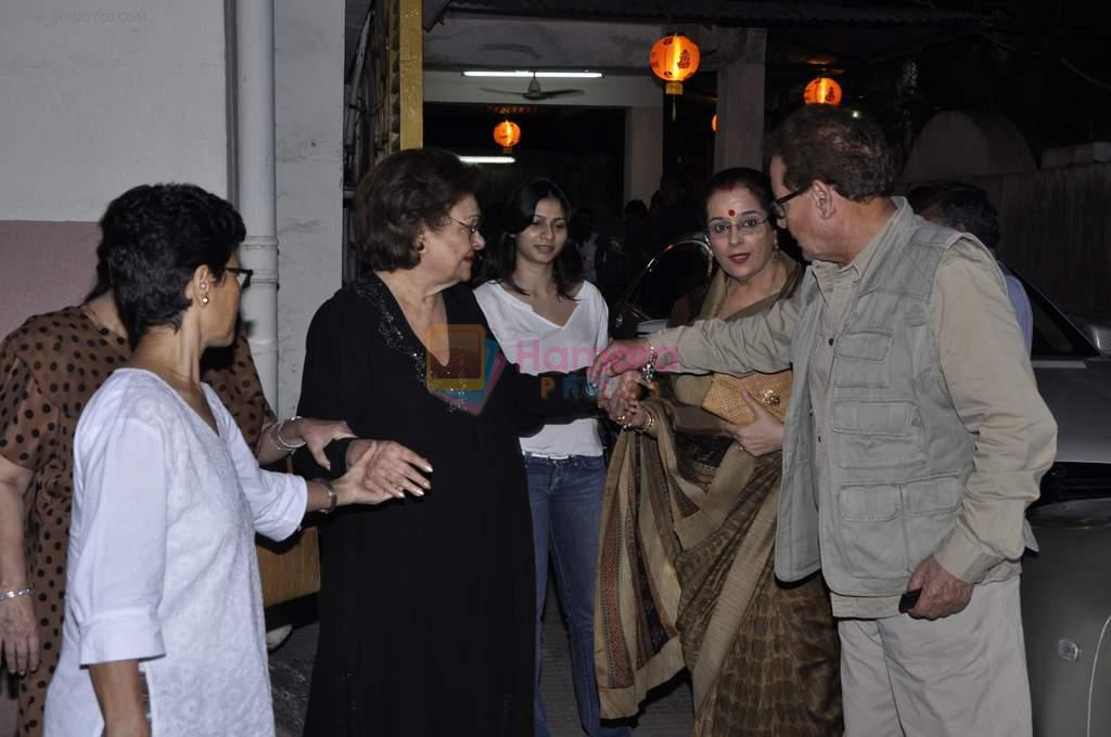 Poonam Sinha, Salim Khan at the screening of Son Of Sardaar in Ketnav, Mumbai on 8th Nov 2012