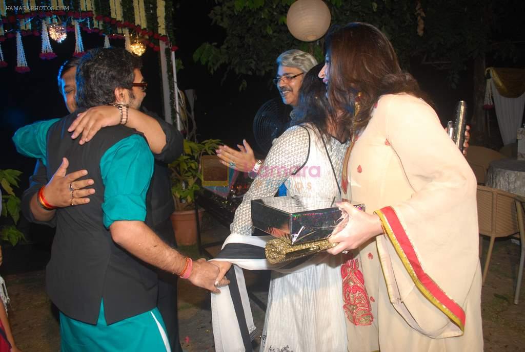 Ashutosh Rana, Renuka Shahane at Ashutosh Rana's Birthday Bash, given by his wife Renuka Shahane in The Club, Mumbai on 8th Nov 2012