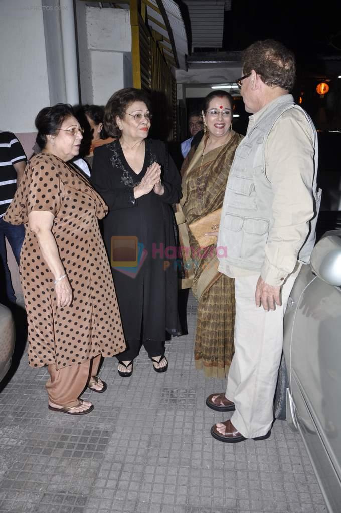 Poonam Sinha, Salim Khan at the screening of Son Of Sardaar in Ketnav, Mumbai on 8th Nov 2012