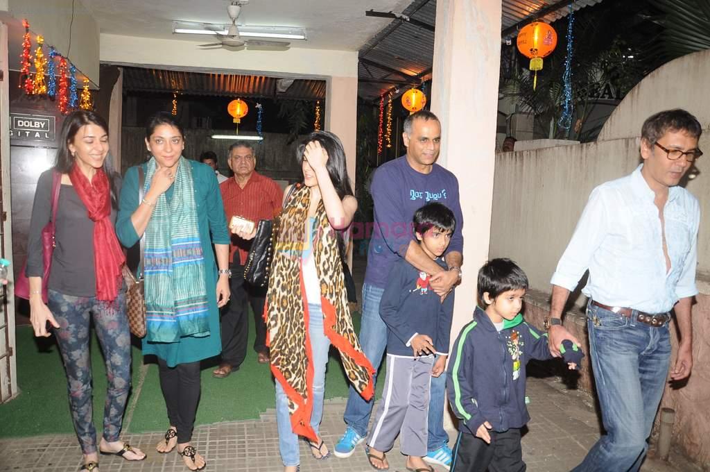 Priya Dutt at the spaecial screening of Son of Sardaar in Mumbai on 10th Nov 2012