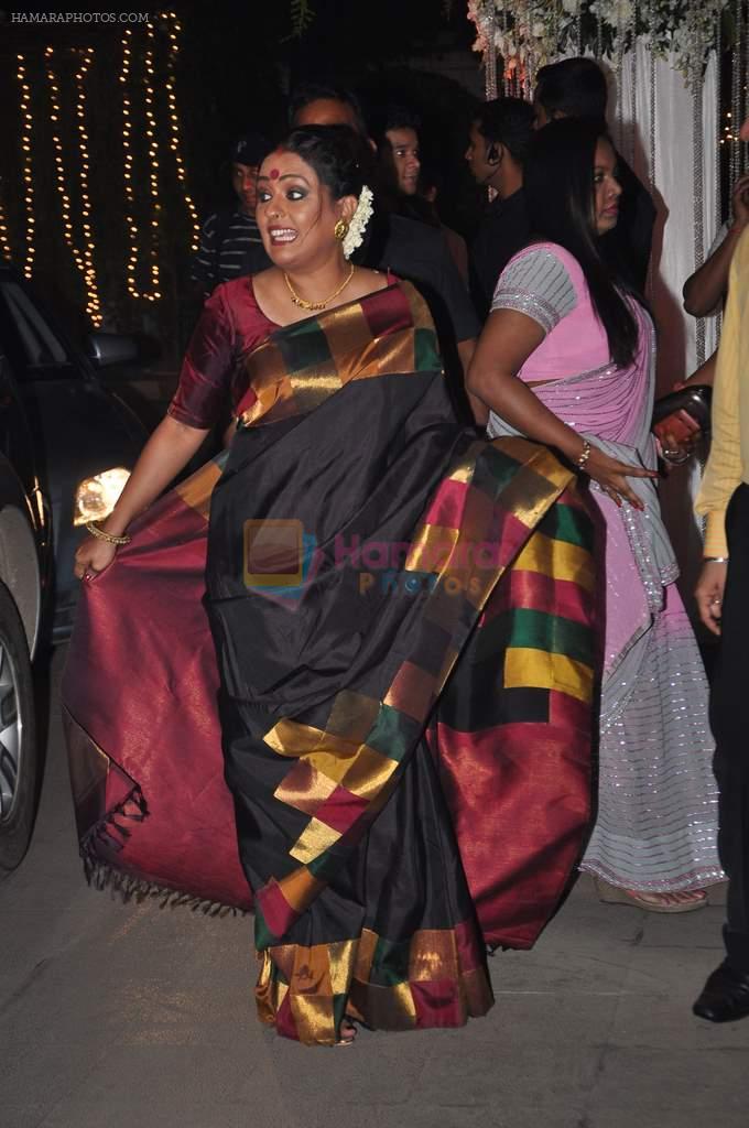 Ashwini Kalsekar at the Wedding reception of Navin and Mahek Shetty in Mumbai on 11th Nov 2012