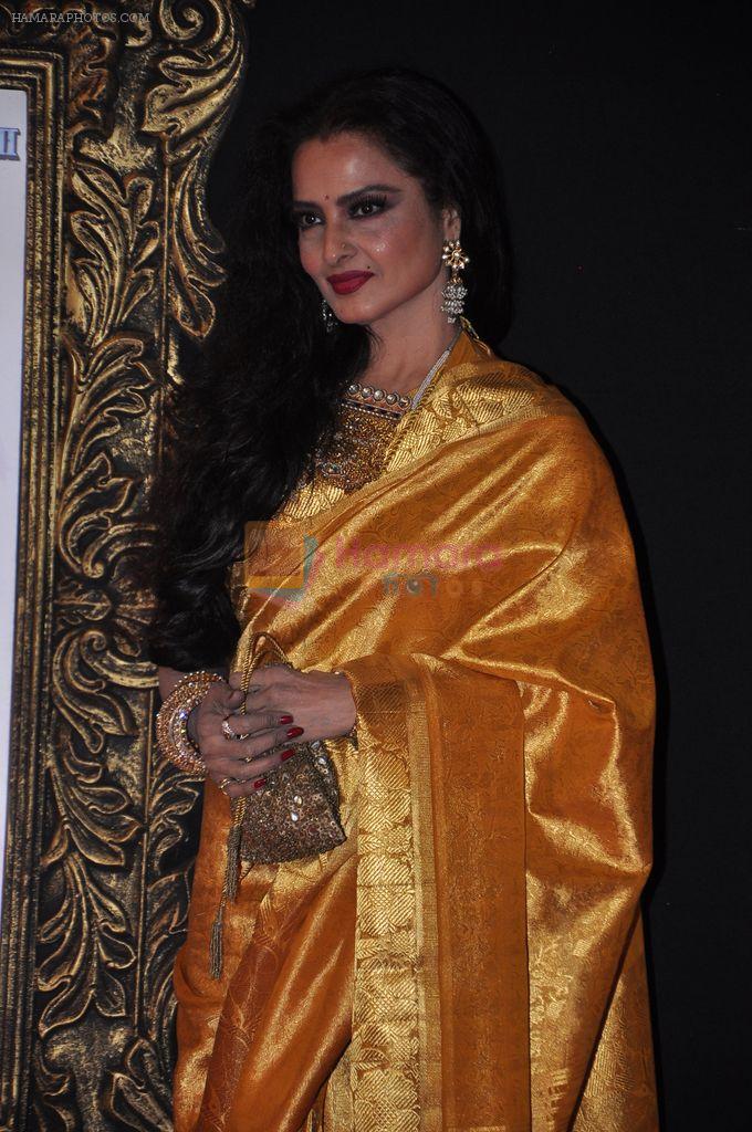 Rekha at the Premiere of Jab Tak Hai Jaan in Yashraj Studio, Mumbai on 16th Nov 2012