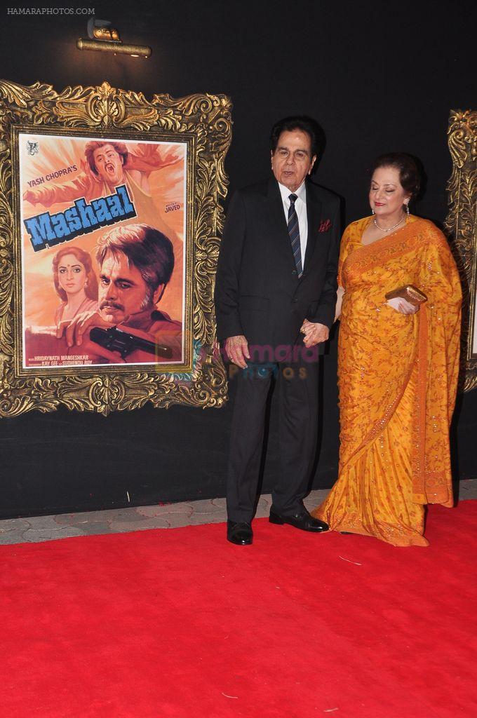 Dilip Kumar, Saira Banu at the Premiere of Jab Tak Hai Jaan in Yashraj Studio, Mumbai on 16th Nov 2012