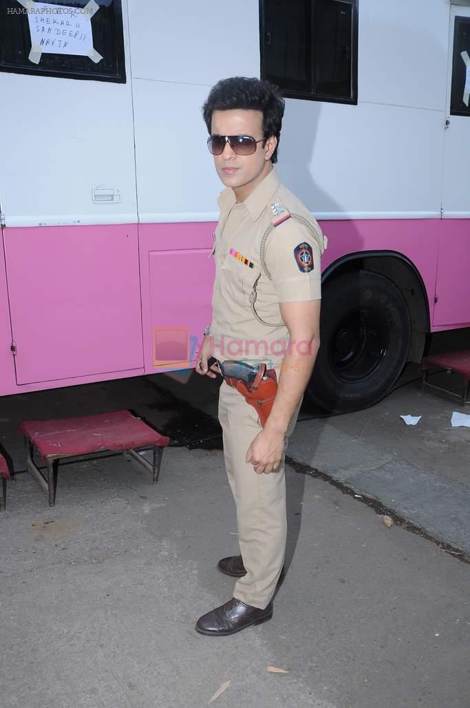 Aamir Ali at FIR on location in esselworld, Mumbai on 16th Nov 2012