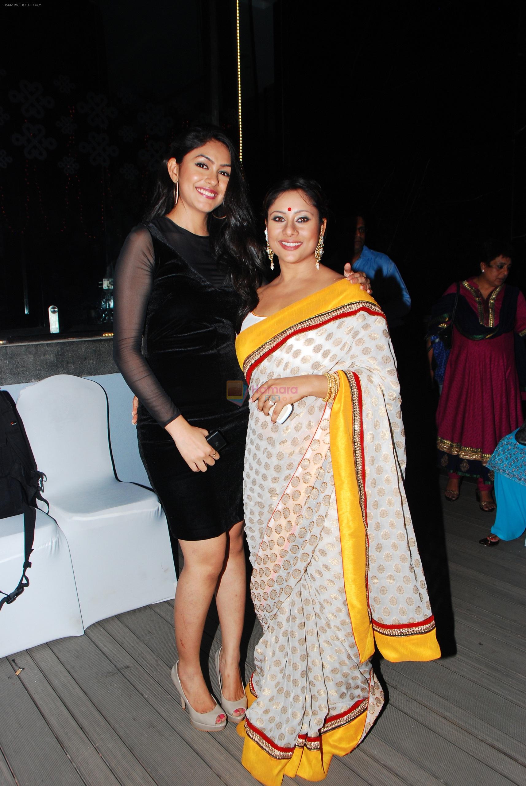 Gauri Bhosle with Sai at the launch of Sai Deodhar and Shakti Anand's Production house Thoughtrain Entertainment in Mumbai on 18th Nov 2012