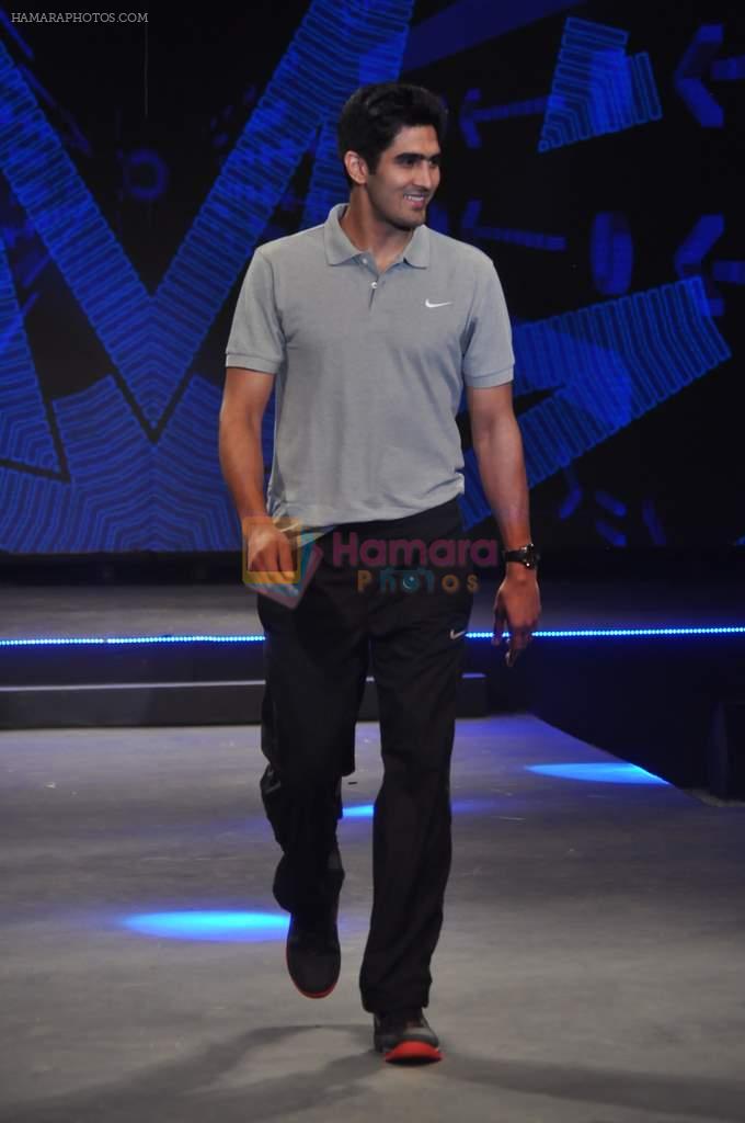Vijender Singh at Future Lifestyle Fashion Show in Taj Land's End, Mumbai on 21st Nov 2012