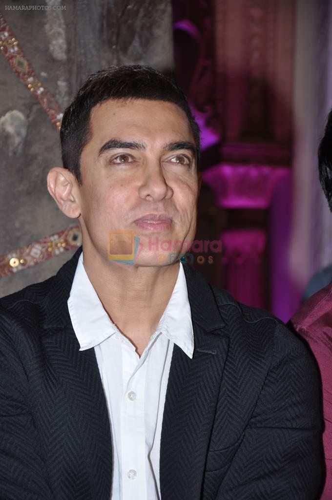 Aamir Khan on location with Star Pariwar in Filmcity, Mumbai on 22nd Nov 2012