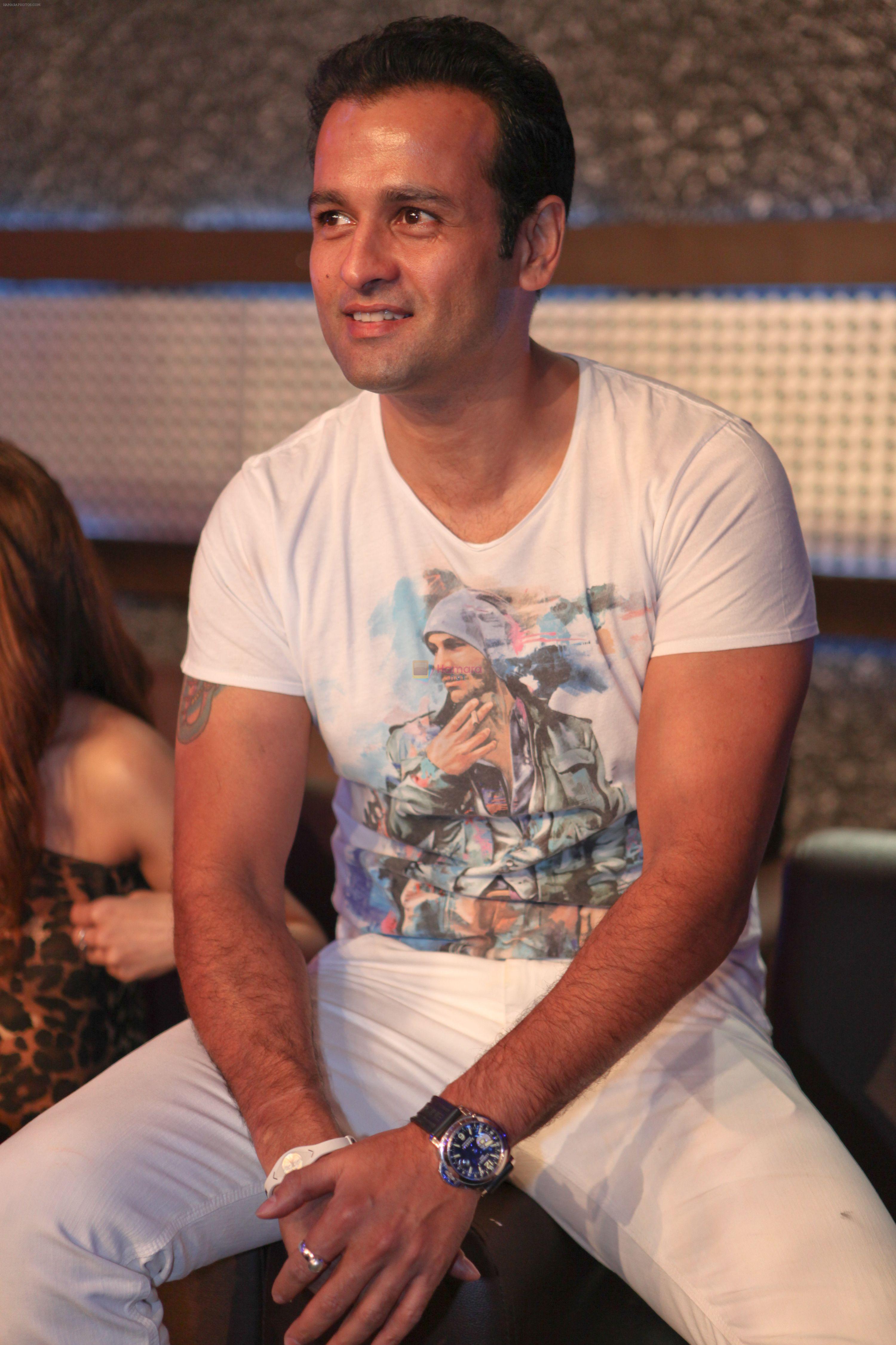 Rohit Roy at Super Fight League at 10th Friday Fight Night organized by Raj Kundra on 23rd Nov 2012