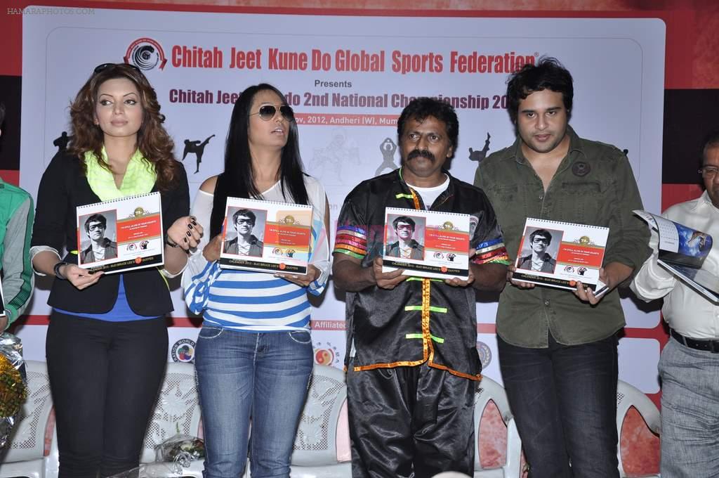 Kashmira Shah, Krishna Abhishek, Shama Sikander at Bruce Leee's birthday celebrated in Andheri Sports Complex, Mumbai on 27th Nov 2012