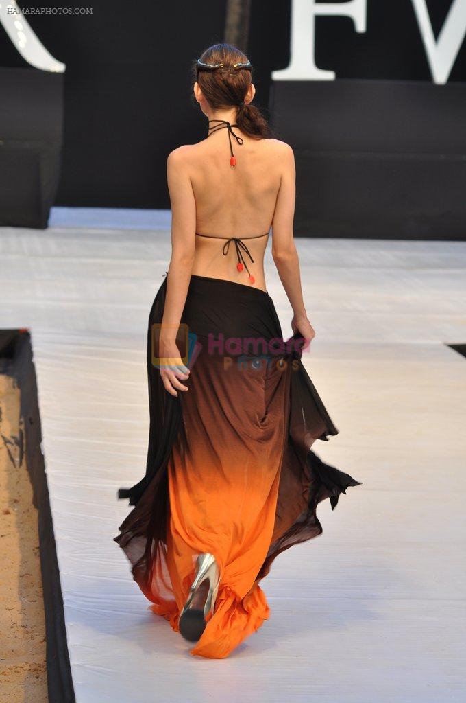 Model walk the ramp for Sounia Gohil Show at IRFW 2012 Day 2 in Goa on 29th Nov 2012