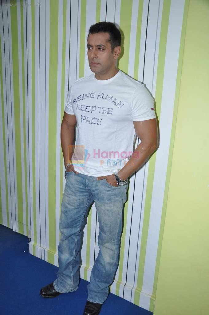 Salman Khan on the sets of Bigg Boss 6 in Lonavla, Mumbai on 30th Nov 2012
