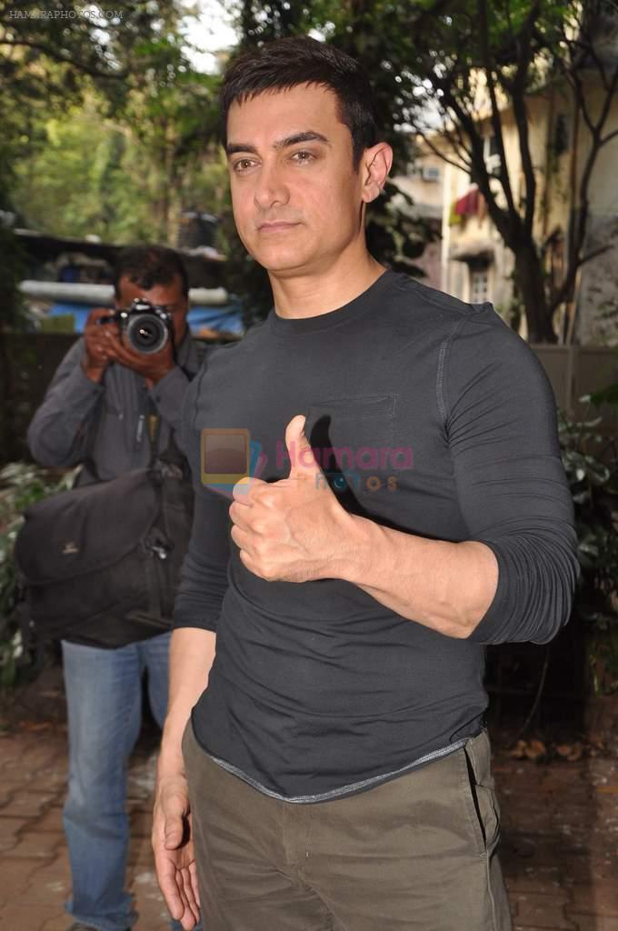 Aamir Khan at Talaash success meet in Bandra, Mumbai on 4th Dec 2012